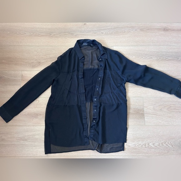 Zara Women’s Black sheer button down blouse Size Medium - Picture 3 of 6